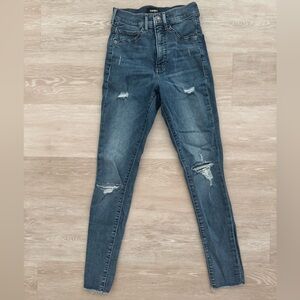 Express Distressed Jeans